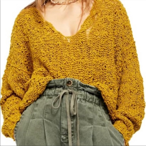 NWT free people Sunday Shore Hold Show Sweater - Picture 3 of 9